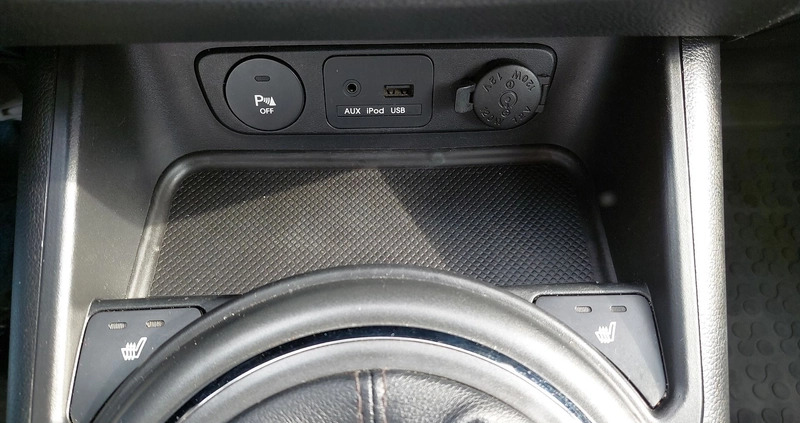 Kia Sportage cena 47900 przebieg: 207000, rok produkcji 2013 z Piła małe 277